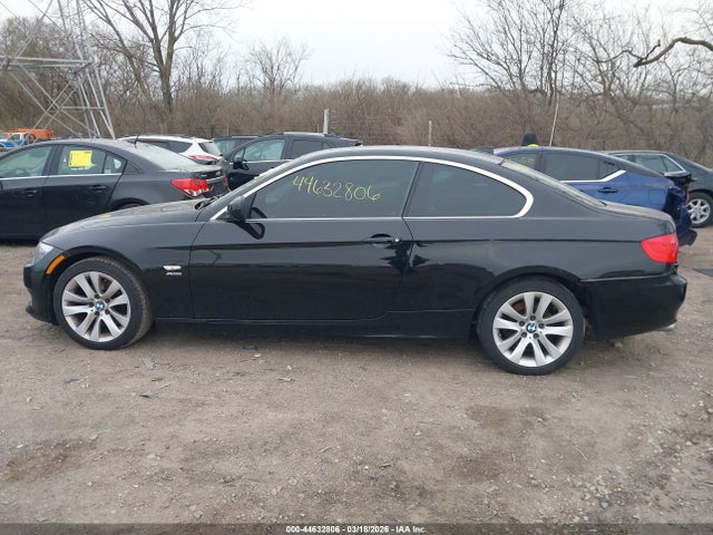 44632806 :رقم المزاد ، WBAKF3C5XBE567786 vin ، 2011 Bmw 328i Xdrive مزاد بيع