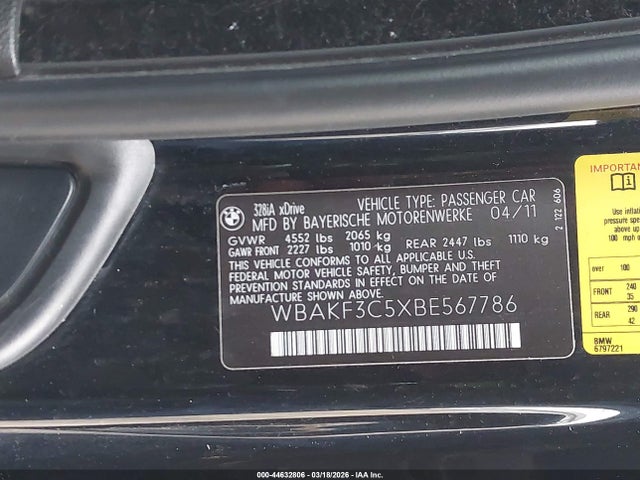 44632806 :رقم المزاد ، WBAKF3C5XBE567786 vin ، 2011 Bmw 328i Xdrive مزاد بيع