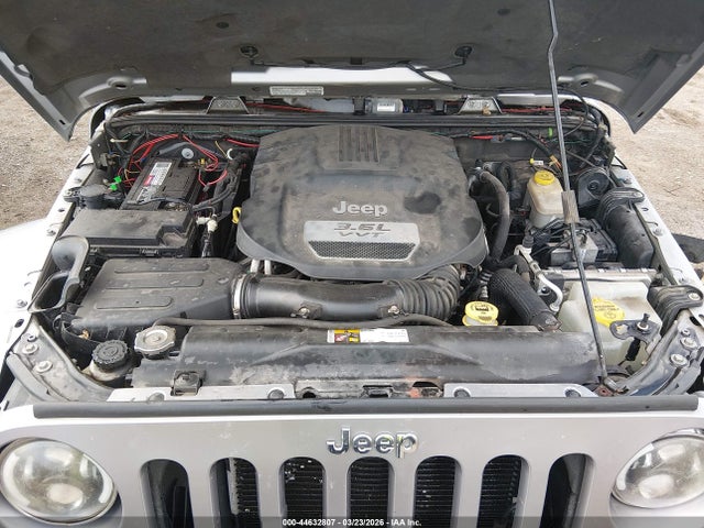 2013 Jeep Wrangler Unlimited Sahara მანქანა იყიდება აუქციონზე, vin: 1C4BJWEG2DL665940, აუქციონის ნომერი: 44632807