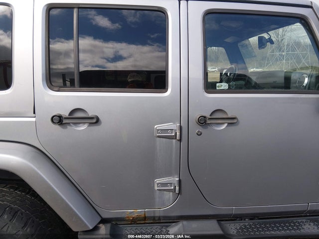 2013 Jeep Wrangler Unlimited Sahara მანქანა იყიდება აუქციონზე, vin: 1C4BJWEG2DL665940, აუქციონის ნომერი: 44632807