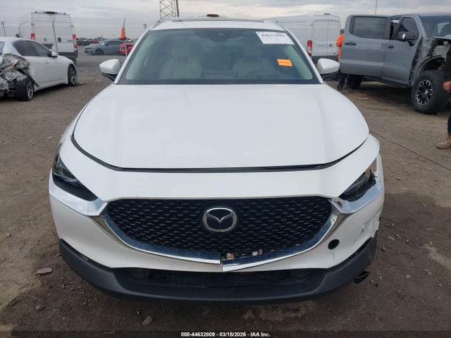 44632809 :رقم المزاد ، 3MVDMBDLXMM310714 vin ، 2021 Mazda Cx-30 Premium مزاد بيع