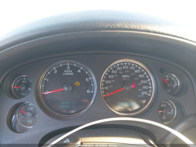 2008 CHEVROLET SUBURBAN 1500 1GNFC160X8J240782 Photo 6