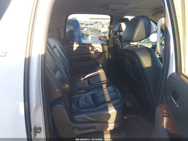 2008 CHEVROLET SUBURBAN 1500 1GNFC160X8J240782 Photo 7
