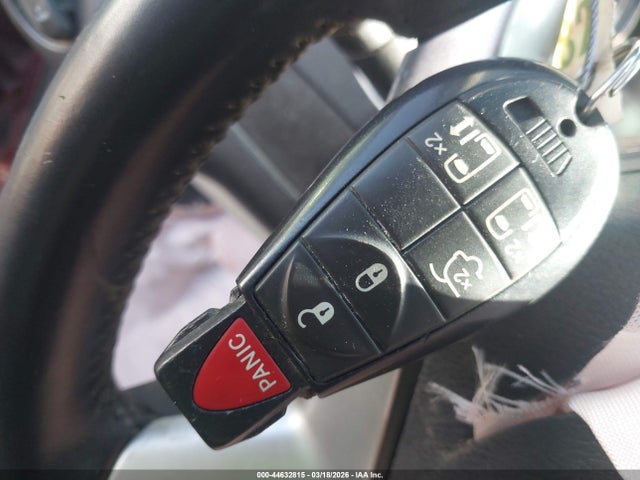 2015 CHRYSLER TOWN & COUNTRY 2C4RC1BG1FR587855 Photo 10