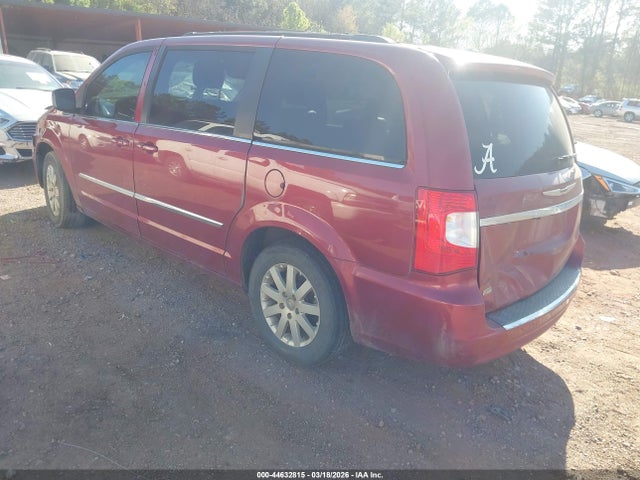 2015 CHRYSLER TOWN & COUNTRY 2C4RC1BG1FR587855 Photo 2