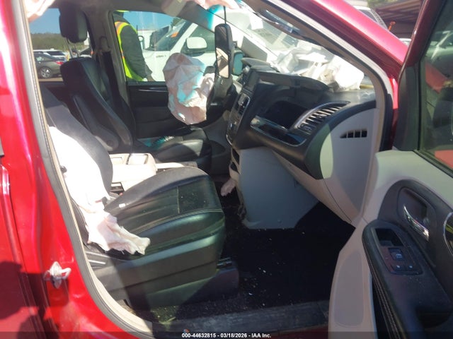 2015 CHRYSLER TOWN & COUNTRY 2C4RC1BG1FR587855 Photo 4