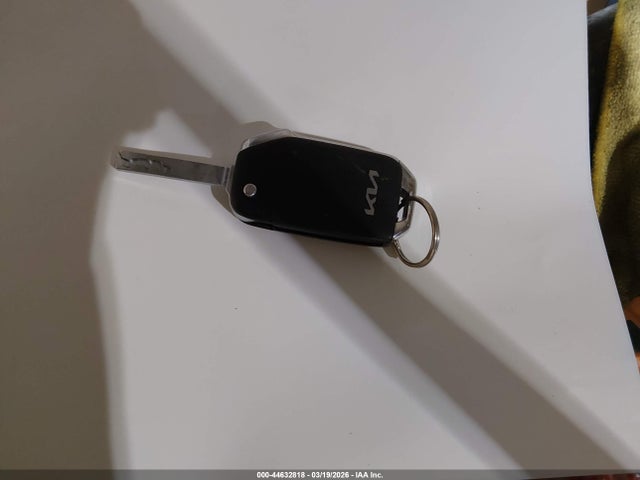 2022 Kia Forte Lxs მანქანა იყიდება აუქციონზე, vin: 3KPF24AD4NE460824, აუქციონის ნომერი: 44632818