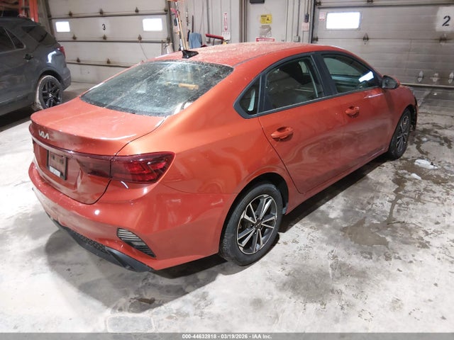 2022 Kia Forte Lxs მანქანა იყიდება აუქციონზე, vin: 3KPF24AD4NE460824, აუქციონის ნომერი: 44632818