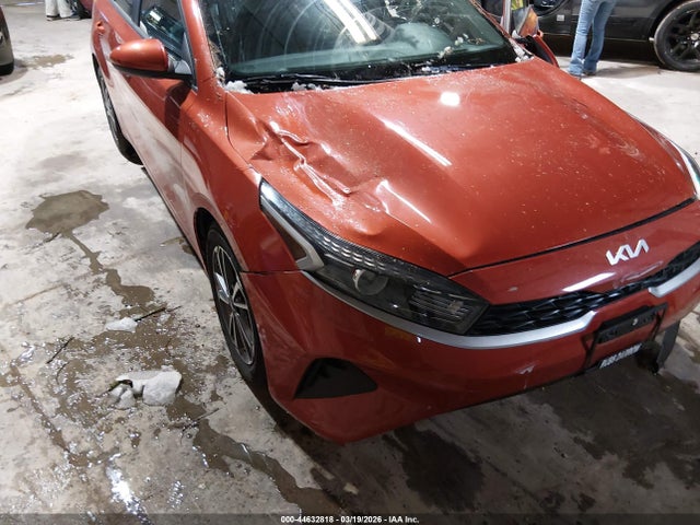 2022 Kia Forte Lxs მანქანა იყიდება აუქციონზე, vin: 3KPF24AD4NE460824, აუქციონის ნომერი: 44632818