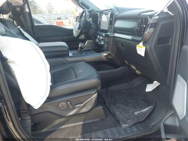 2025 Ford F-150 Lariat მანქანა იყიდება აუქციონზე, vin: 1FTFW5L83SFA23084, აუქციონის ნომერი: 44632829