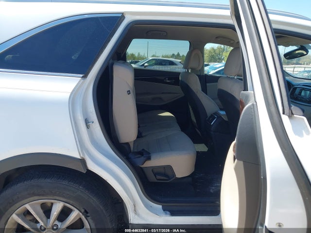44632841 :رقم المزاد ، 5XYPG4A54GG108668 vin ، 2016 Kia Sorento 3.3l Lx مزاد بيع