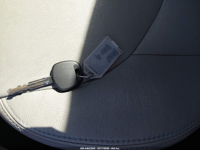 44632845 :رقم المزاد ، JTMRF4DV3B5038301 vin ، 2011 Toyota Rav4 Sport مزاد بيع