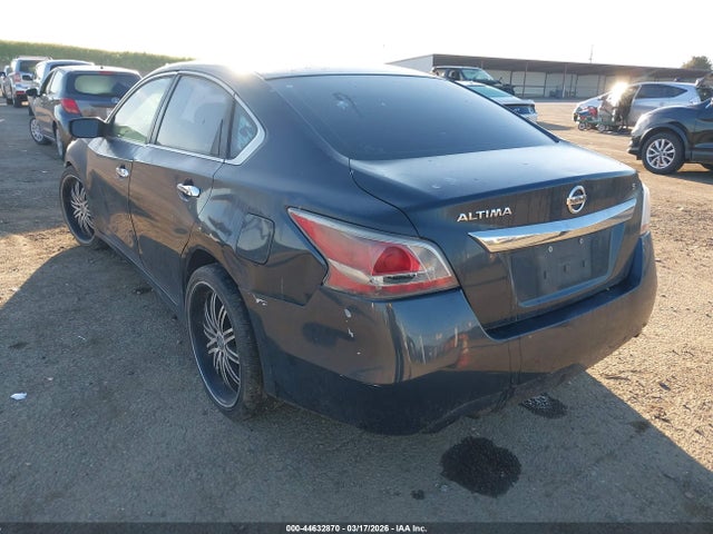 2015 NISSAN ALTIMA 1N4AL3AP2FN308040 Photo 2