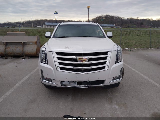 Продажа на аукционе авто 2018 Cadillac Escalade Esv Premium Luxury, vin: 1GYS4JKJ7JR281813, номер лота: 44632885