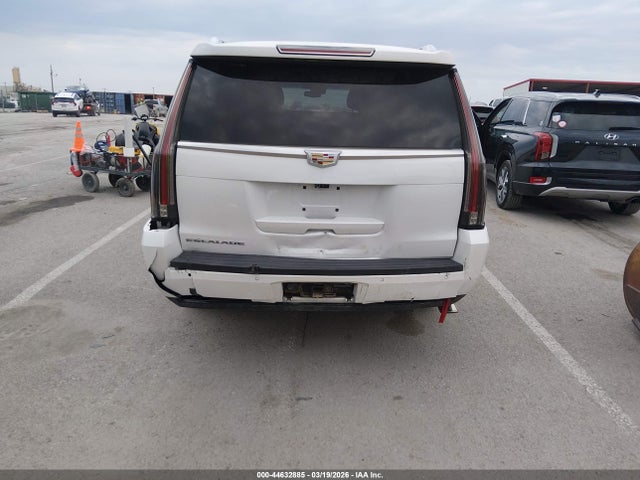 Продажа на аукционе авто 2018 Cadillac Escalade Esv Premium Luxury, vin: 1GYS4JKJ7JR281813, номер лота: 44632885