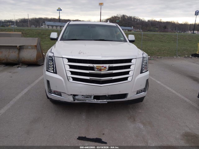 Продажа на аукционе авто 2018 Cadillac Escalade Esv Premium Luxury, vin: 1GYS4JKJ7JR281813, номер лота: 44632885