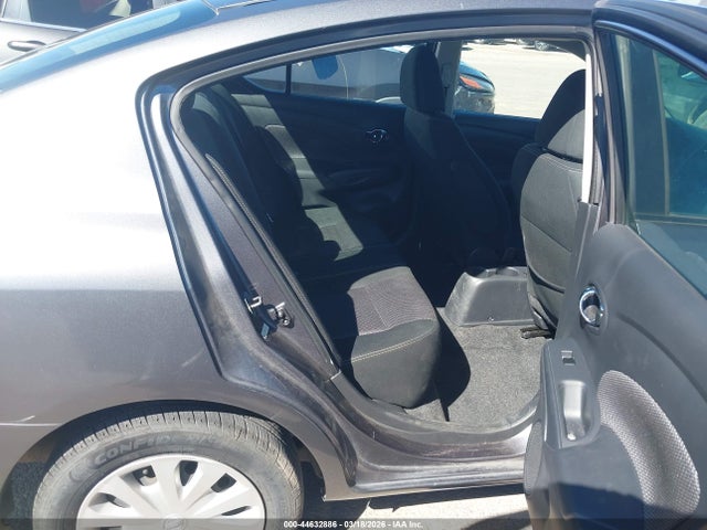 2017 Nissan Versa 1.6 Sv მანქანა იყიდება აუქციონზე, vin: 3N1CN7AP4HL879801, აუქციონის ნომერი: 44632886
