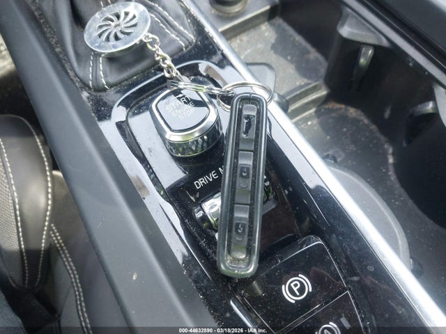 2019 Volvo S60 T6 R-design მანქანა იყიდება აუქციონზე, vin: 7JRA22TM1KG015868, აუქციონის ნომერი: 44632890