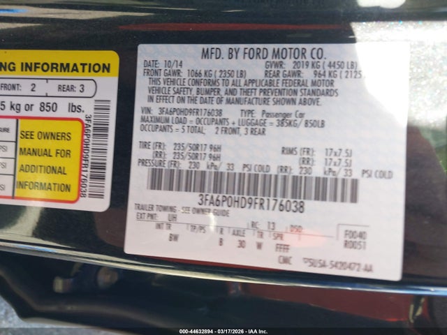 3FA6P0HD9FR176038 Ford FUSION SE