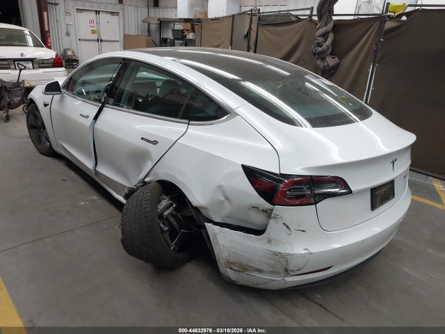2020 TESLA MODEL 3 5YJ3E1EA9LF659299 Photo 2