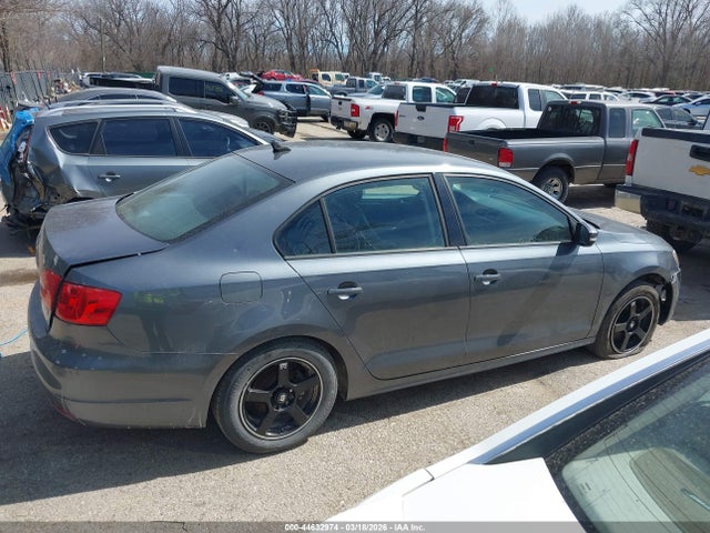 2014 Volkswagen Jetta 1.8t Se მანქანა იყიდება აუქციონზე, vin: 3VWD17AJ7EM238850, აუქციონის ნომერი: 44632974