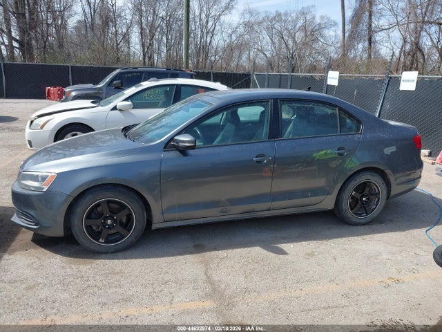 2014 Volkswagen Jetta 1.8t Se მანქანა იყიდება აუქციონზე, vin: 3VWD17AJ7EM238850, აუქციონის ნომერი: 44632974