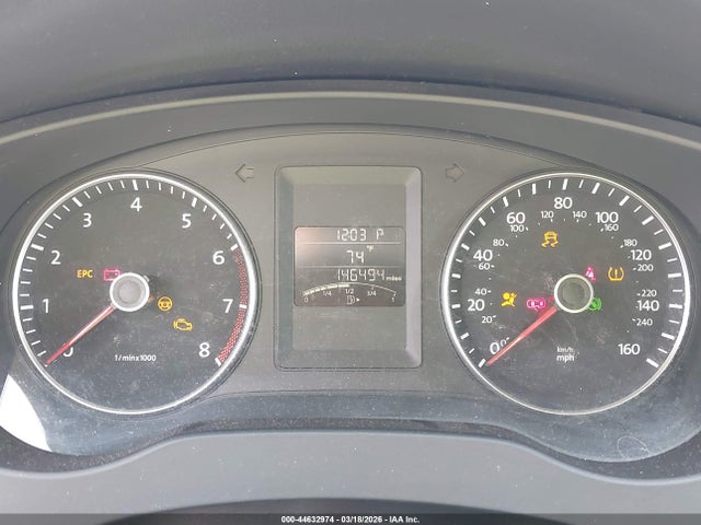 2014 Volkswagen Jetta 1.8t Se მანქანა იყიდება აუქციონზე, vin: 3VWD17AJ7EM238850, აუქციონის ნომერი: 44632974