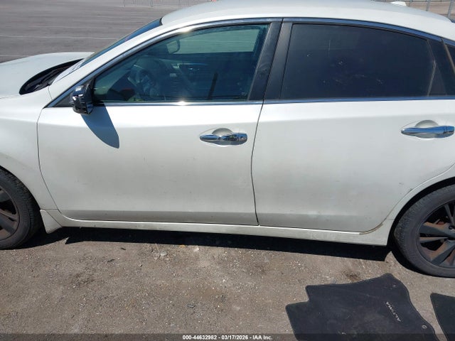 Nissan Altima 2.5 Sv 2015 1N4AL3AP8FC237275 Image 14