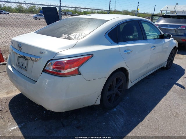 Nissan Altima 2.5 Sv 2015 1N4AL3AP8FC237275 Image 4