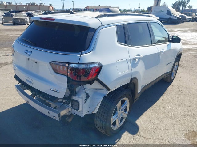Jeep Compass Latitude 4x4 2023 3C4NJDBN4PT553623 Image 4