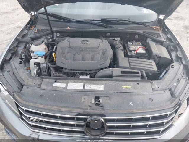 Продаж на аукціоні авто 2018 Volkswagen Passat 2.0t R-line/2.0t S, vin: 1VWAA7A33JC045210, номер лоту: 44633023