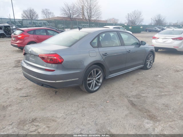 Продаж на аукціоні авто 2018 Volkswagen Passat 2.0t R-line/2.0t S, vin: 1VWAA7A33JC045210, номер лоту: 44633023