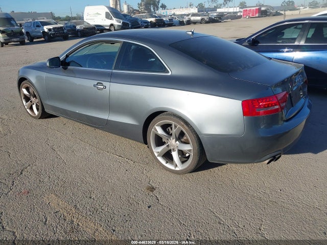 2012 AUDI A5 WAULFAFR0CA005105 Photo 2