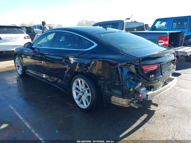 44633056 :رقم المزاد ، WAUFACF58RA123027 vin ، 2024 Audi A5 Sportback Premium Plus 45 Tfsi Quattro S Tronic مزاد بيع