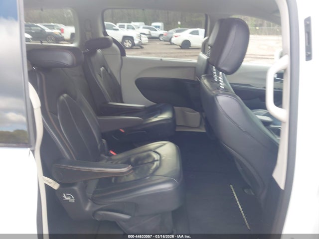 44633057 :رقم المزاد ، 2C4RC1BG7LR269329 vin ، 2020 Chrysler Pacifica Touring L مزاد بيع