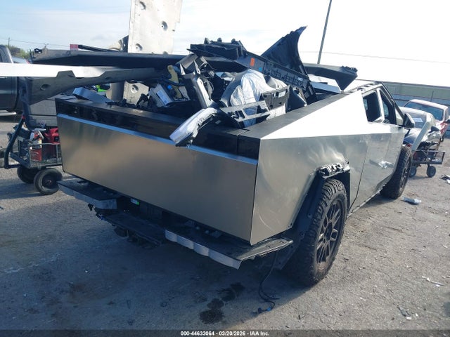 44633064 :رقم المزاد ، 7G2CEHED4RA048571 vin ، 2024 Tesla Cybertruck All-wheel Drive مزاد بيع