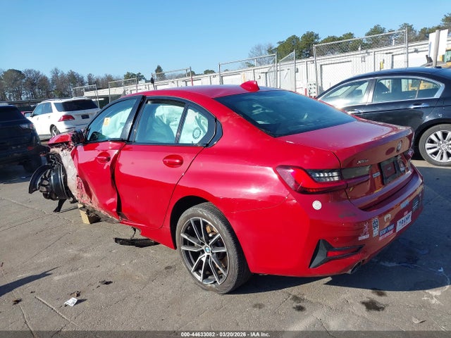 2022 BMW 330I 3MW5R7J06N8C77975 Photo 2