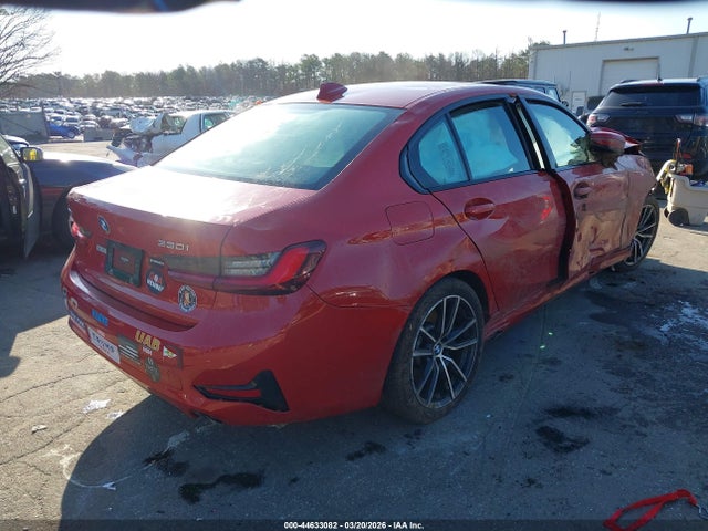2022 BMW 330I 3MW5R7J06N8C77975 Photo 3