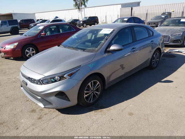 3KPF24AD8PE640536 KIA Forte Lxs