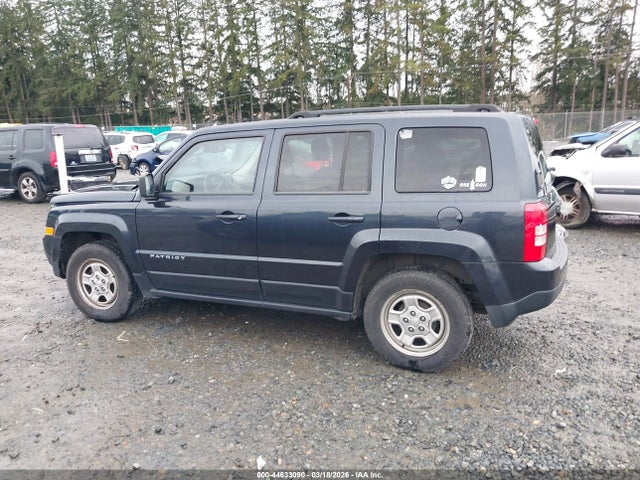 1C4NJPBB5GD526931 Jeep Patriot Sport