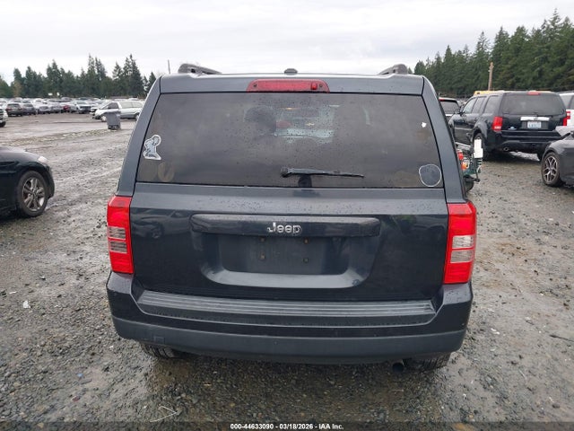 1C4NJPBB5GD526931 Jeep Patriot Sport