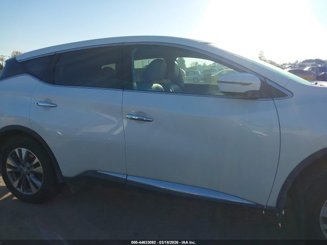 5N1AZ2MG8JN128709 Nissan MURANO S
