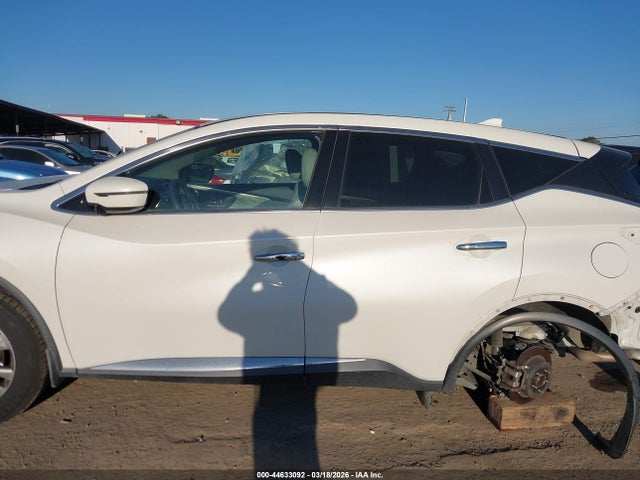 5N1AZ2MG8JN128709 Nissan MURANO S
