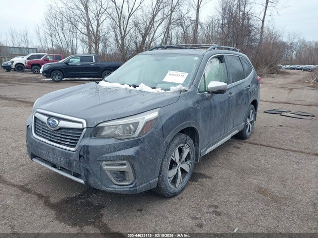 2020 Subaru Forester Touring მანქანა იყიდება აუქციონზე, vin: JF2SKAXC2LH490523, აუქციონის ნომერი: 44633115