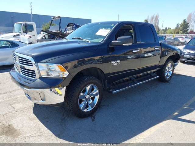 1C6RR7LG8HS711550 RAM 1500 Big Horn 4x4 5&#039;7 Box
