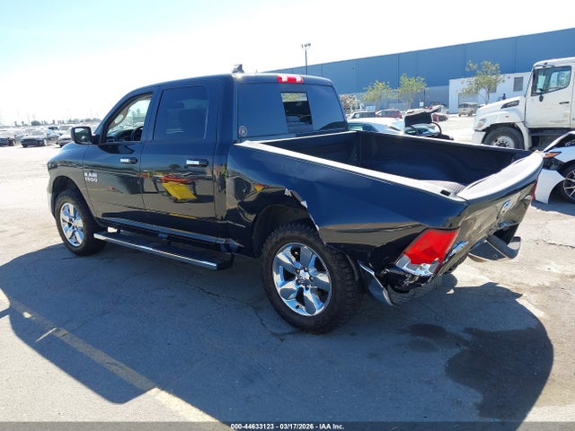 1C6RR7LG8HS711550 RAM 1500 Big Horn 4x4 5&#039;7 Box