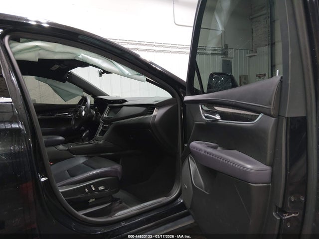 1GYKNBRS3HZ103750 Cadillac XT5 LUXURY