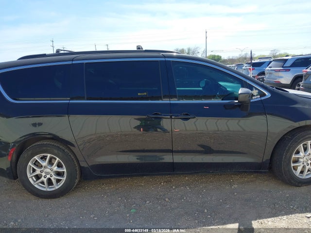 2021 Chrysler Voyager Lxi მანქანა იყიდება აუქციონზე, vin: 2C4RC1DG8MR504559, აუქციონის ნომერი: 44633149