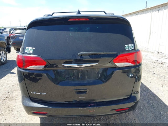 2021 Chrysler Voyager Lxi მანქანა იყიდება აუქციონზე, vin: 2C4RC1DG8MR504559, აუქციონის ნომერი: 44633149