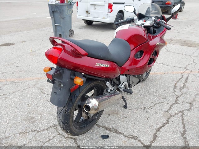 44633150 :رقم المزاد ، JS1GR7GA2Y2100820 vin ، 2000 Suzuki Gsx750 F مزاد بيع